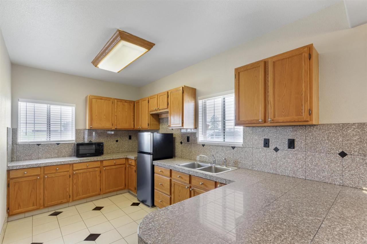  | Best Western Firestone Inn & Suites