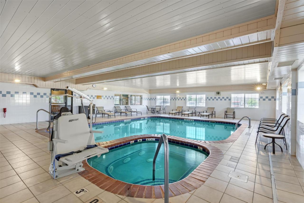 | Best Western Firestone Inn & Suites