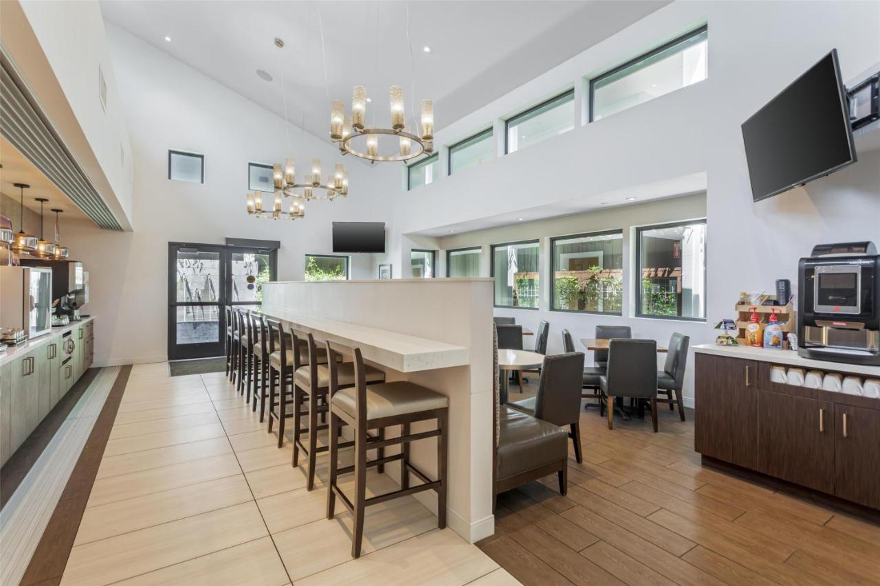  | Best Western Plus Stevenson Manor