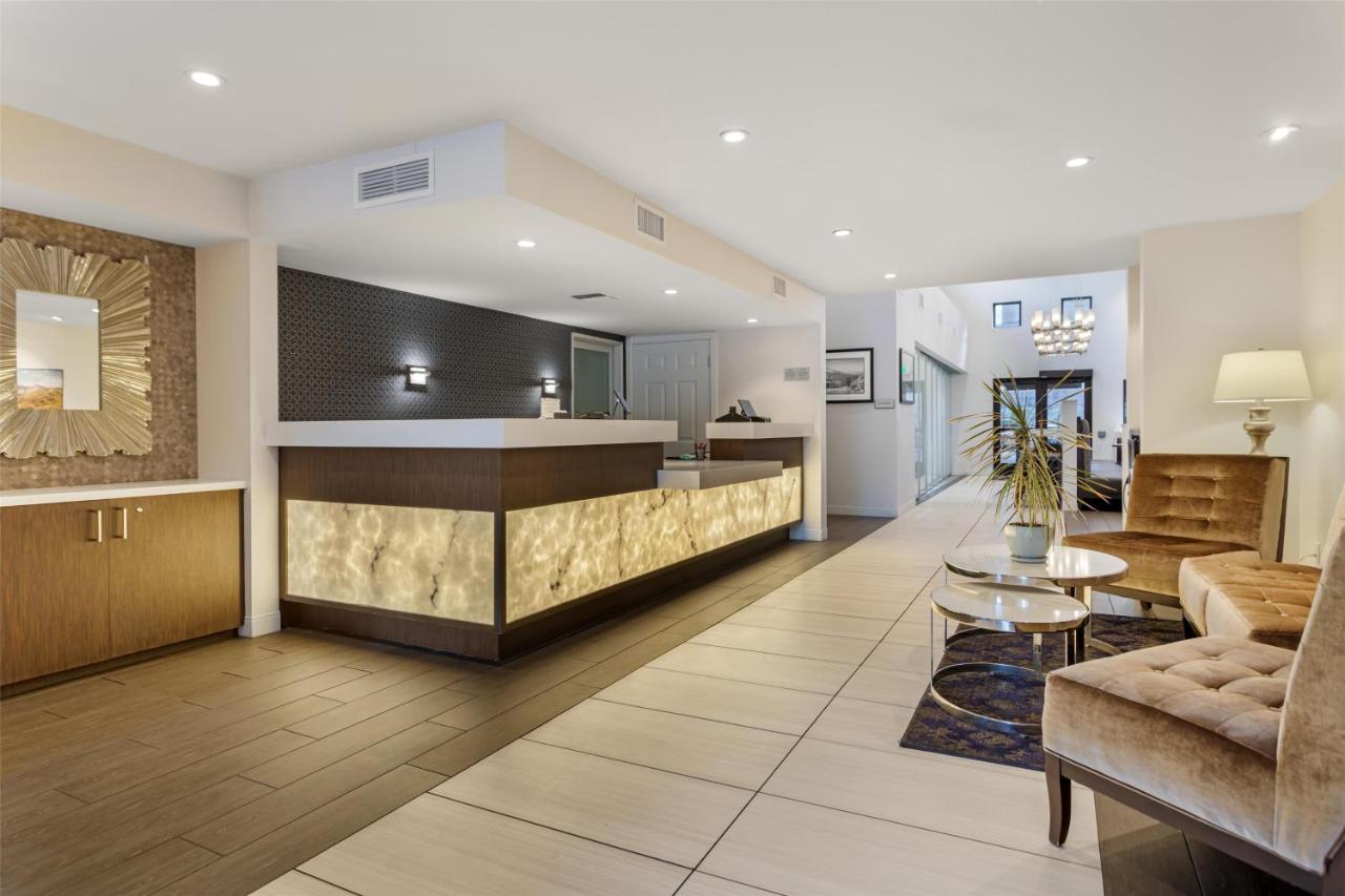 | Best Western Plus Stevenson Manor