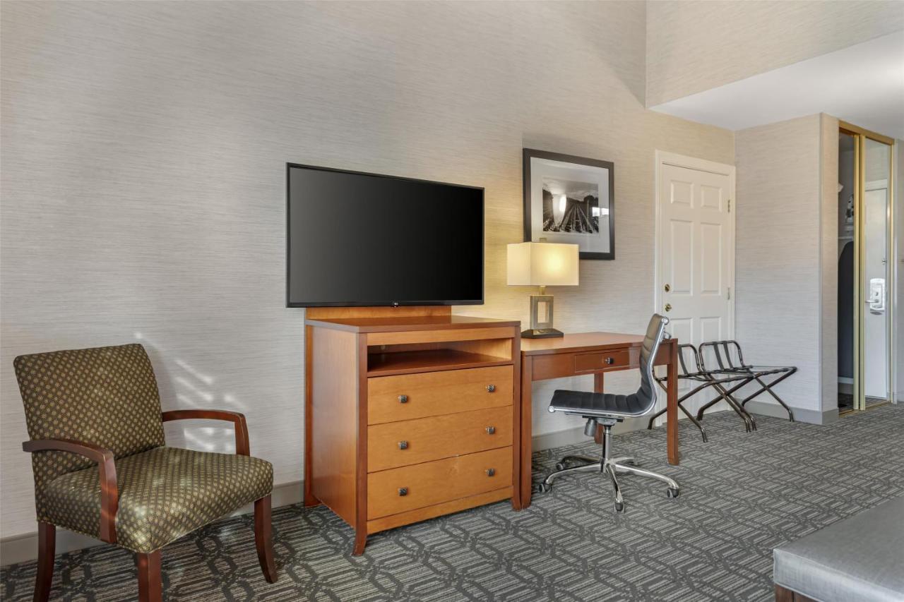 King Room - Non-Smoking at Best Western Plus Stevenson Manor
