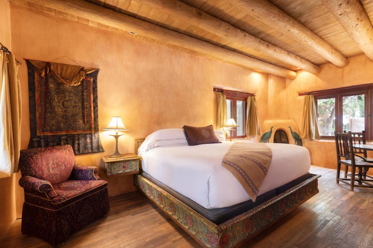 | El Monte Sagrado Living Resort & Spa