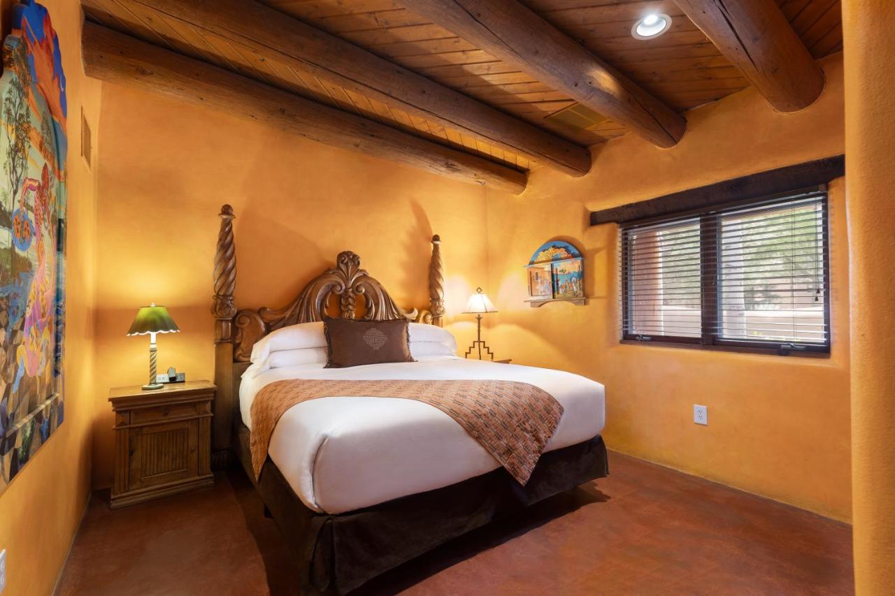Two-Bedroom Suite at El Monte Sagrado Living Resort & Spa