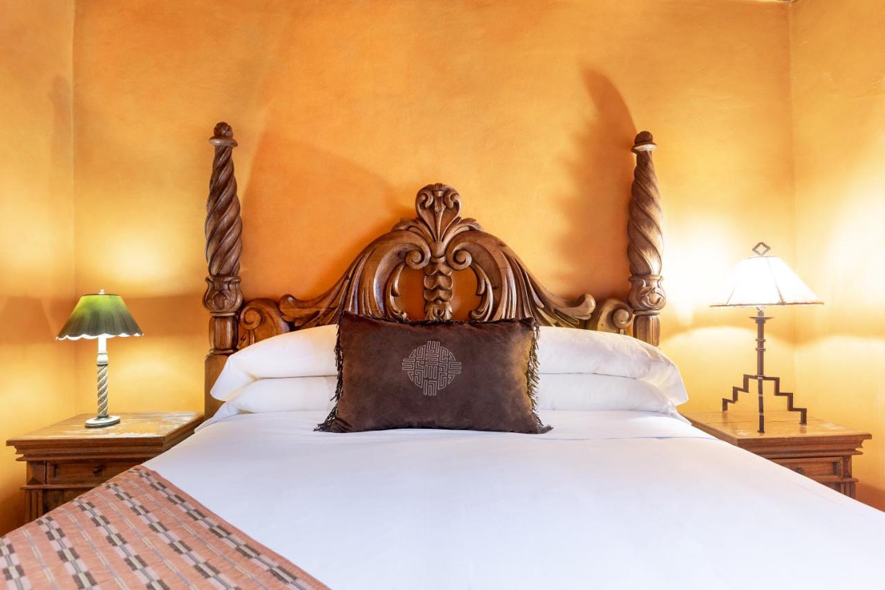 | El Monte Sagrado Living Resort & Spa