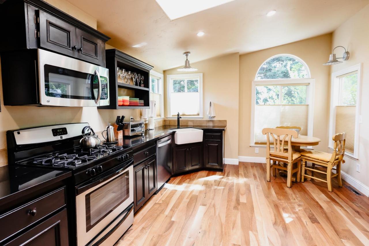 | The Cottages of Napa Valley