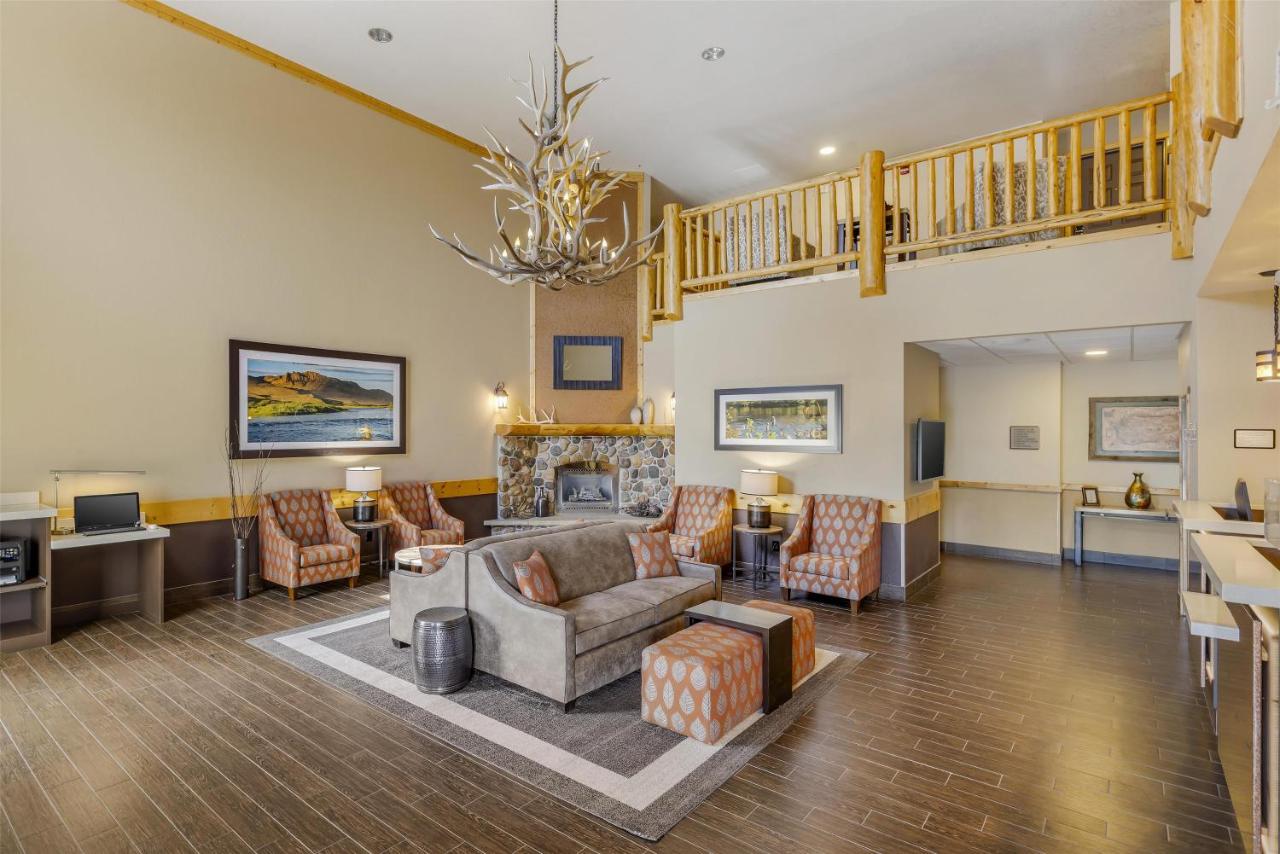  | Best Western Plus Riverfront Hotel and Suites