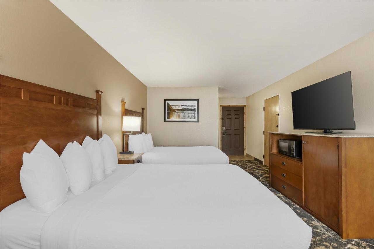  | Best Western Plus Riverfront Hotel and Suites