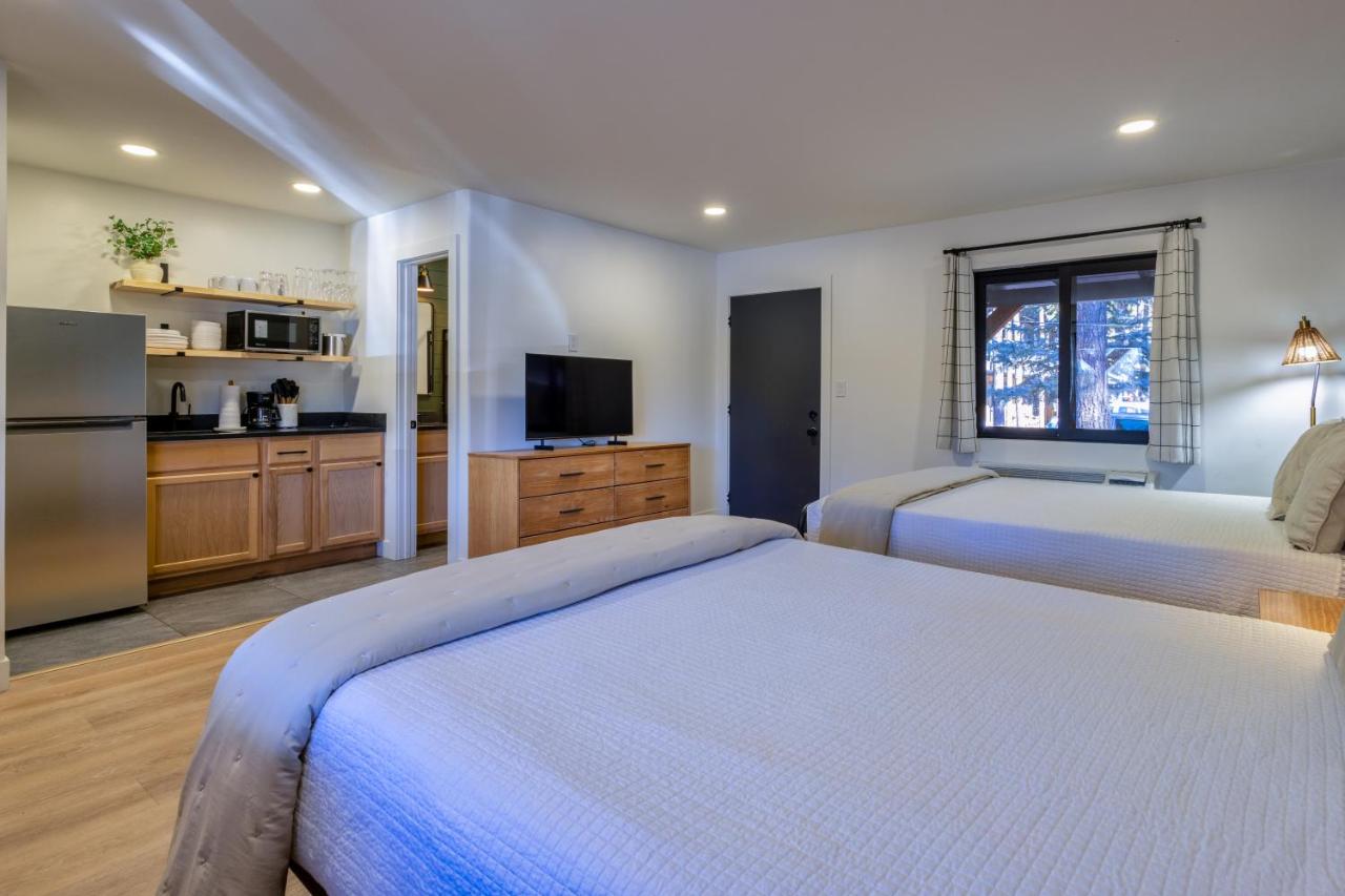 | TimberLodge Inn