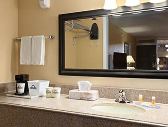 | Days Inn by Wyndham Henryetta