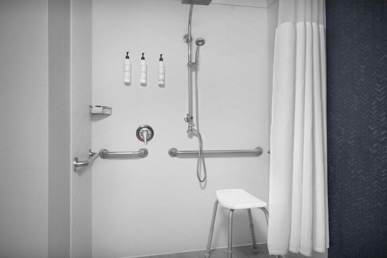 | Fairfield Inn & Suites by Marriott Sarasota Lakewood Ranch