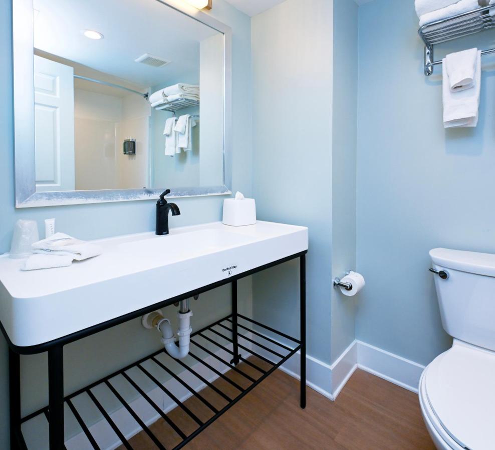 Suite with Balcony at Commander Hotel & Suites
