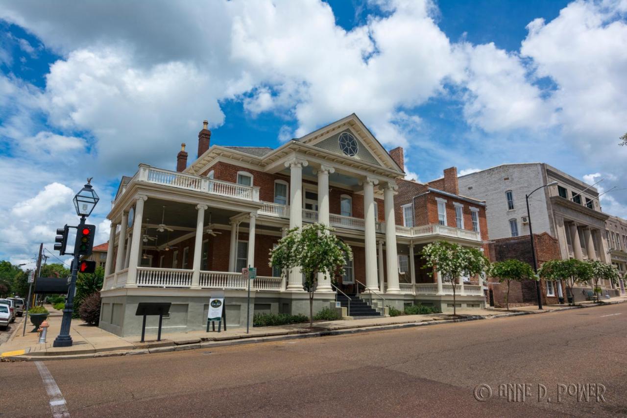 | The Guest House Historic Mansion