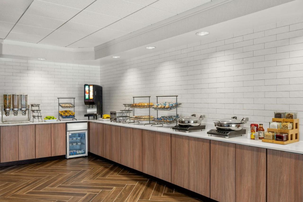 | Fairfield Inn & Suites by Marriott New Buffalo