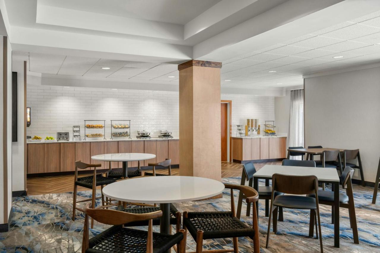 | Fairfield Inn & Suites by Marriott New Buffalo