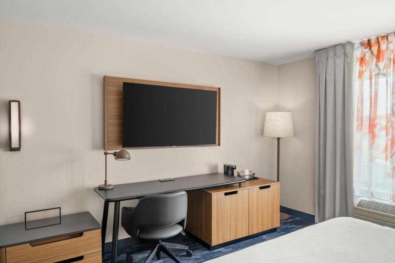 | Fairfield Inn & Suites by Marriott New Buffalo
