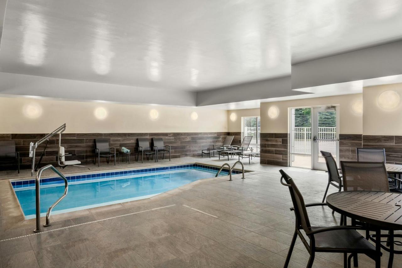 | Fairfield Inn & Suites by Marriott New Buffalo