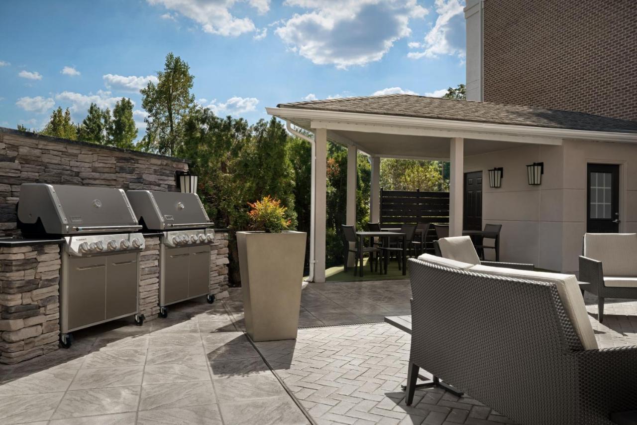 | Staybridge Suites Baltimore BWI Airport, an IHG Hotel