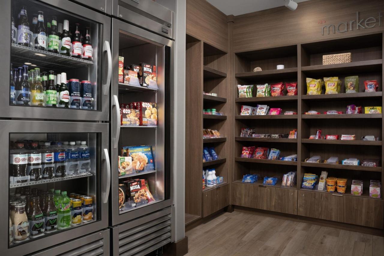 | Staybridge Suites Baltimore BWI Airport, an IHG Hotel