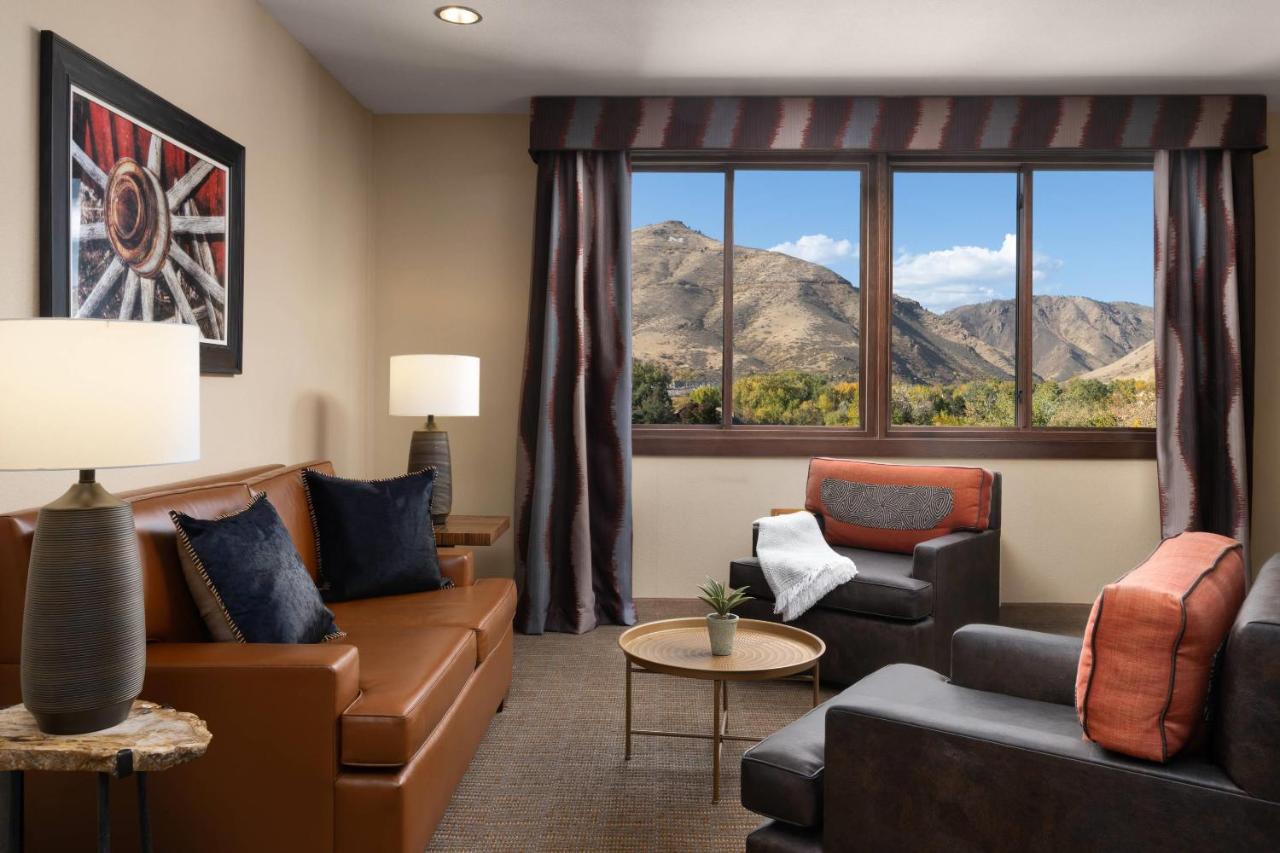 Deluxe Queen Room with Two Queen Beds at The Golden Hotel, an Ascend Collection Hotel