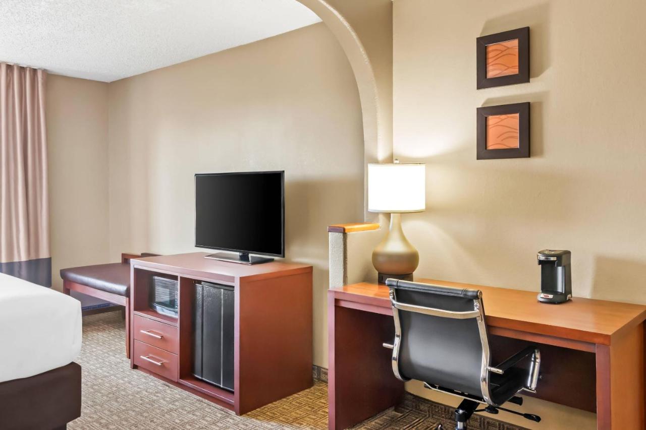 King Suite with Sofa Bed - Non-Smoking at Comfort Inn Santa Fe South