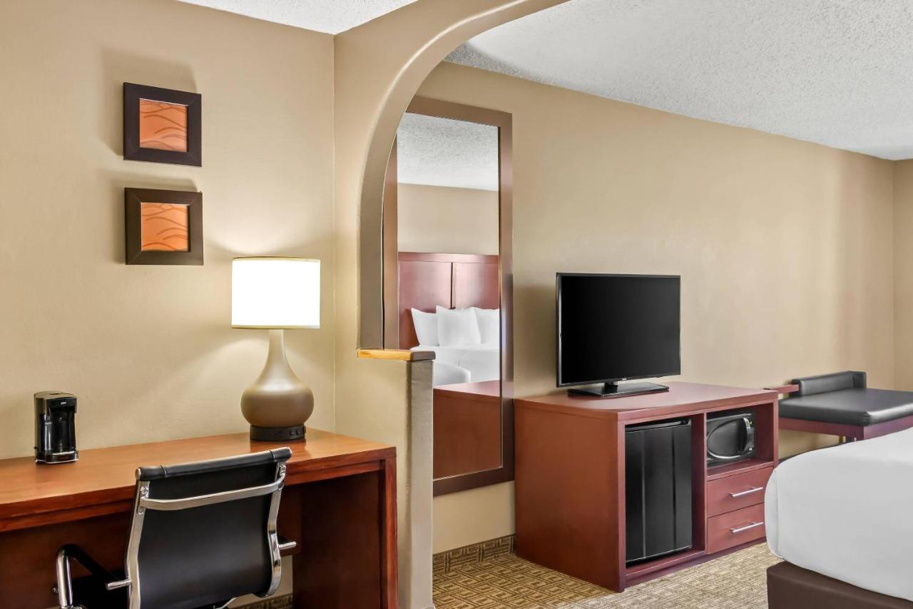 Suite - Non-Smoking at Comfort Inn Santa Fe South