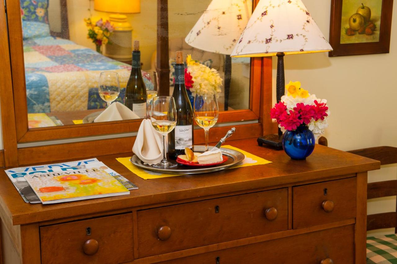 | Orchard Inn