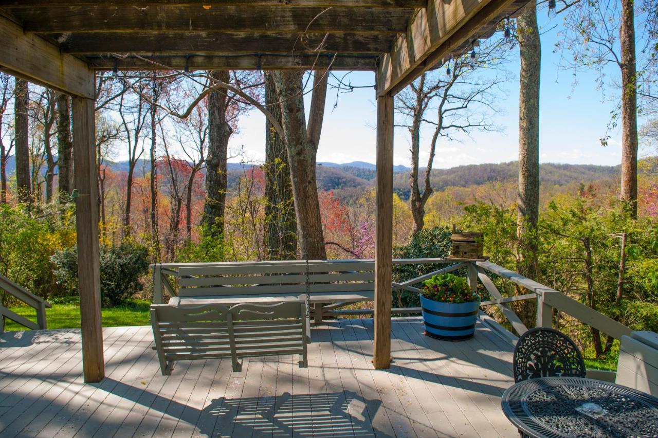 | Orchard Inn