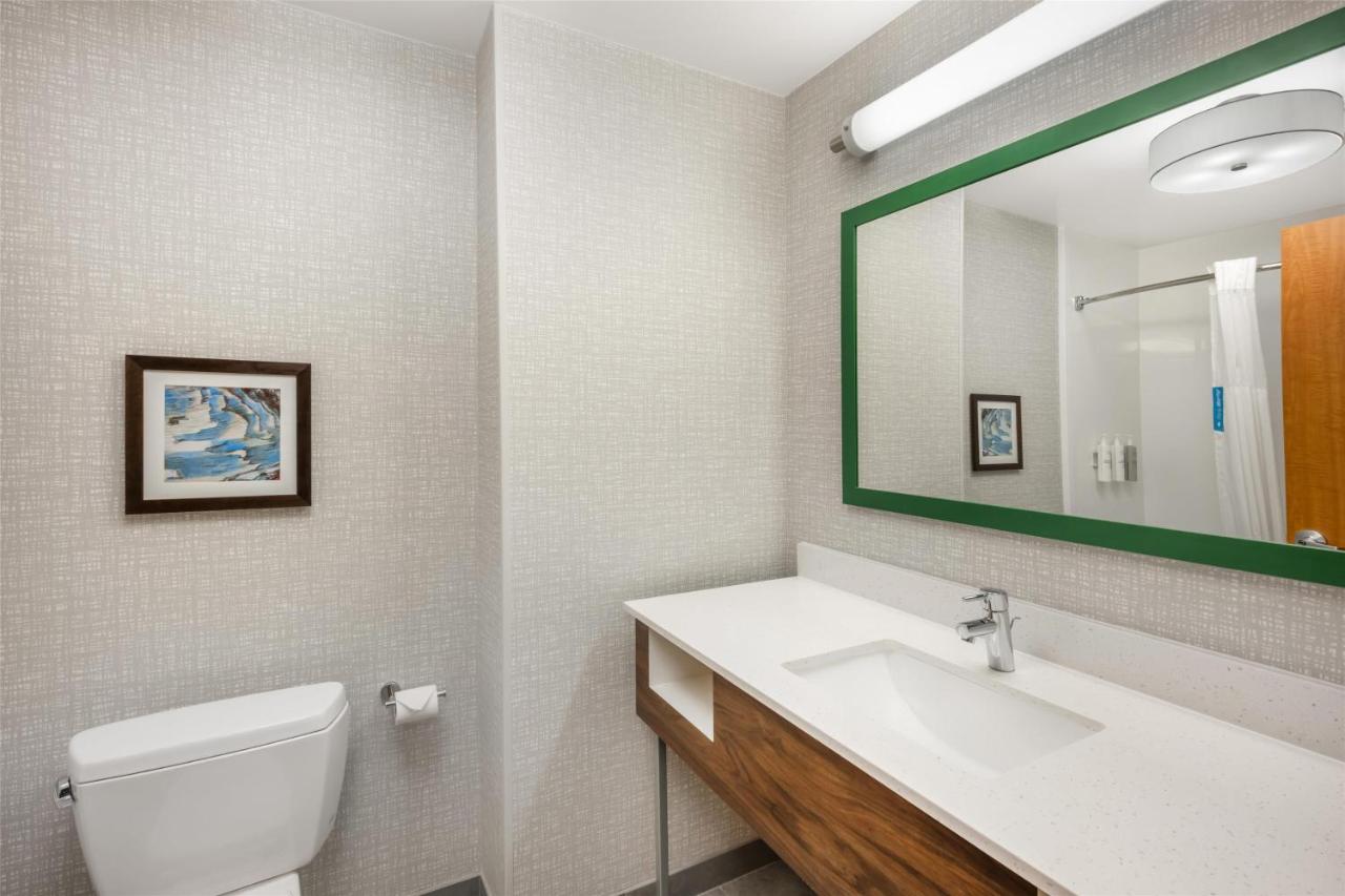 Queen Room with Two Queen Beds at Hampton Inn & Suites Coeur d' Alene