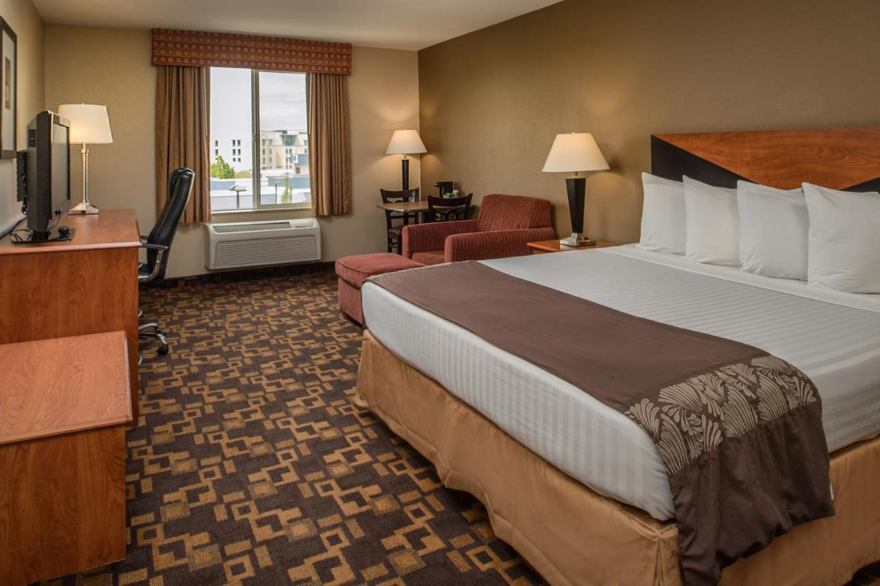 King Room at Best Western Kennewick Tri-Cities Center