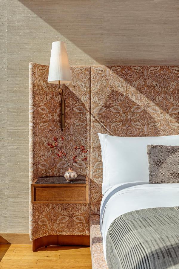 Grand King, Guest room, 1 King at Austin Proper Hotel, a Member of Design Hotels
