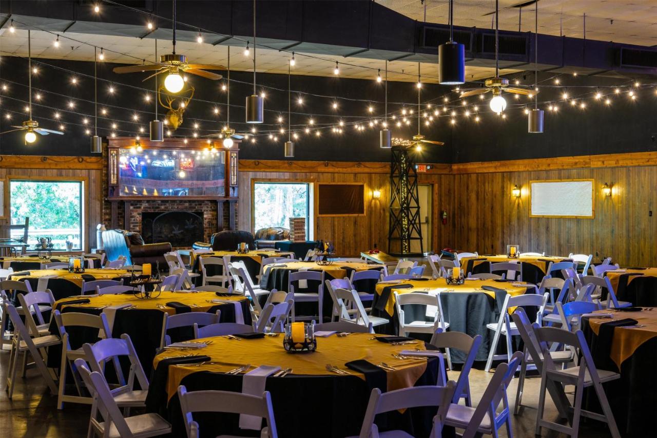 | Hilton DFW Lakes Executive Conference Center
