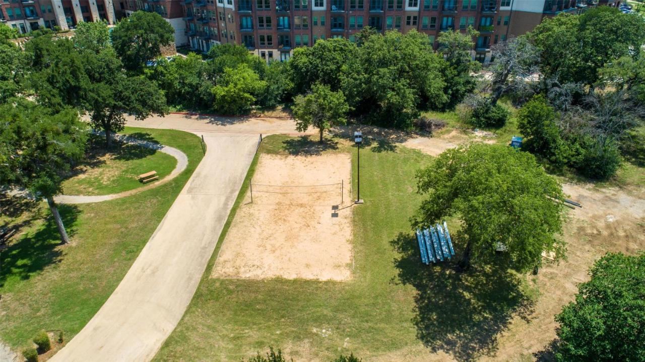 | Hilton DFW Lakes Executive Conference Center