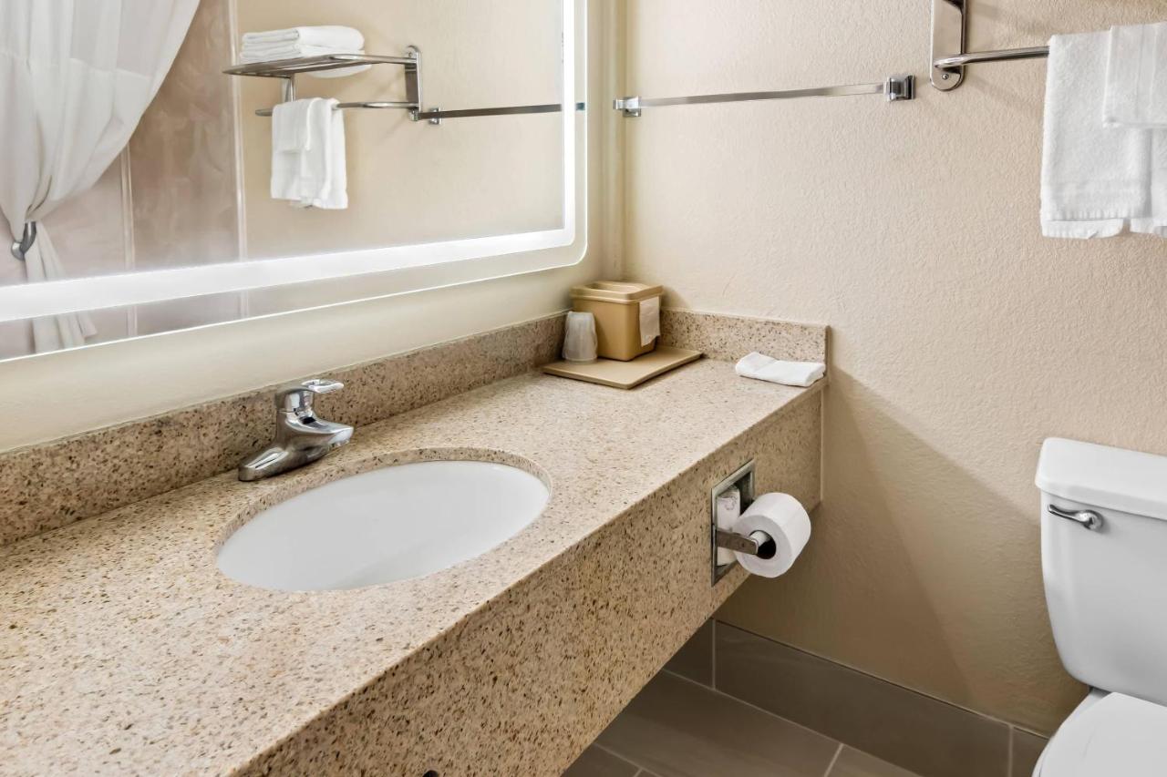 King Suite - Non-Smoking at Quality Inn & Suites - Granbury
