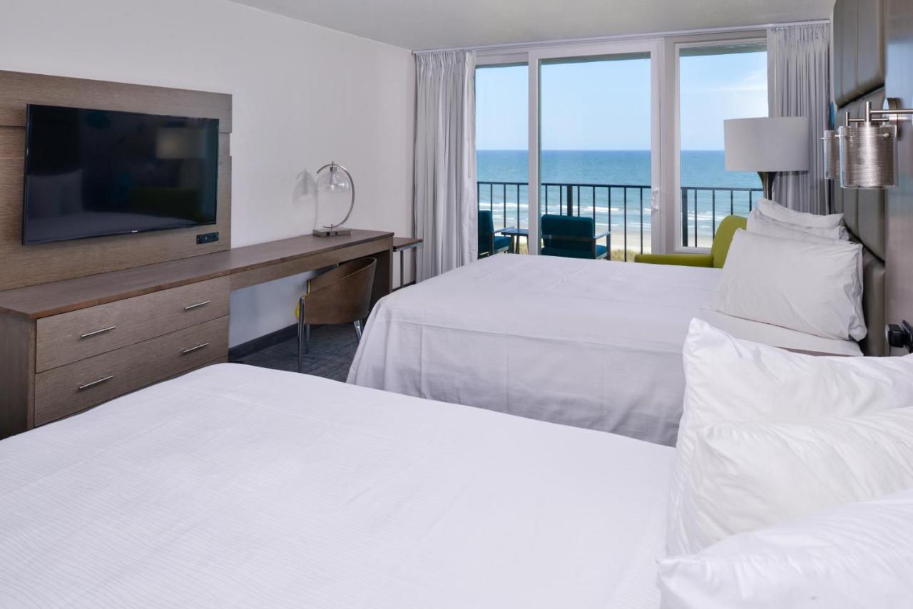 | Cabana Shores Hotel