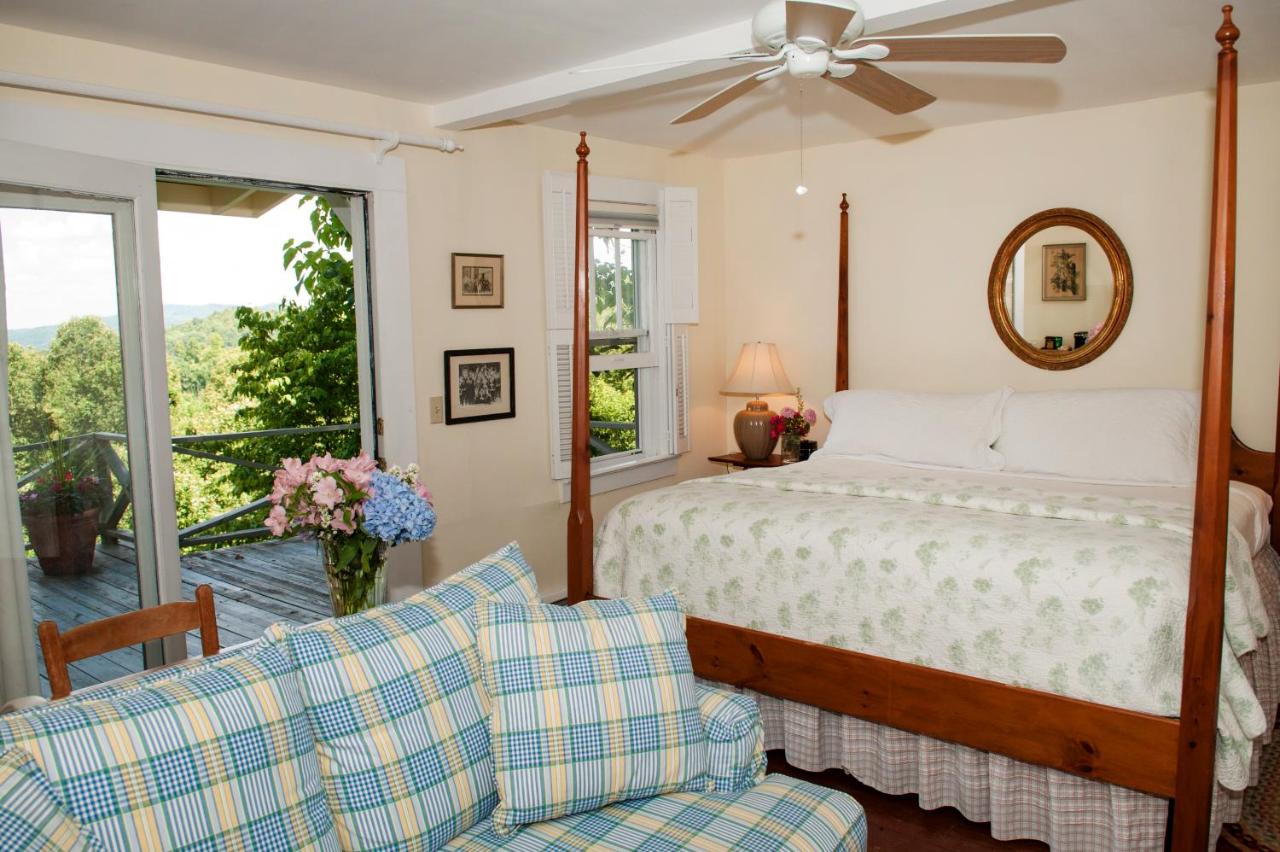| Orchard Inn