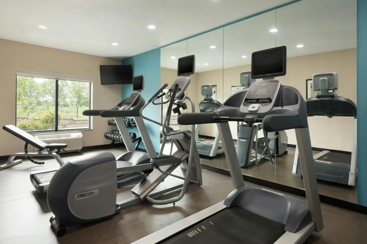 | Fairfield Inn & Suites Hartford Manchester