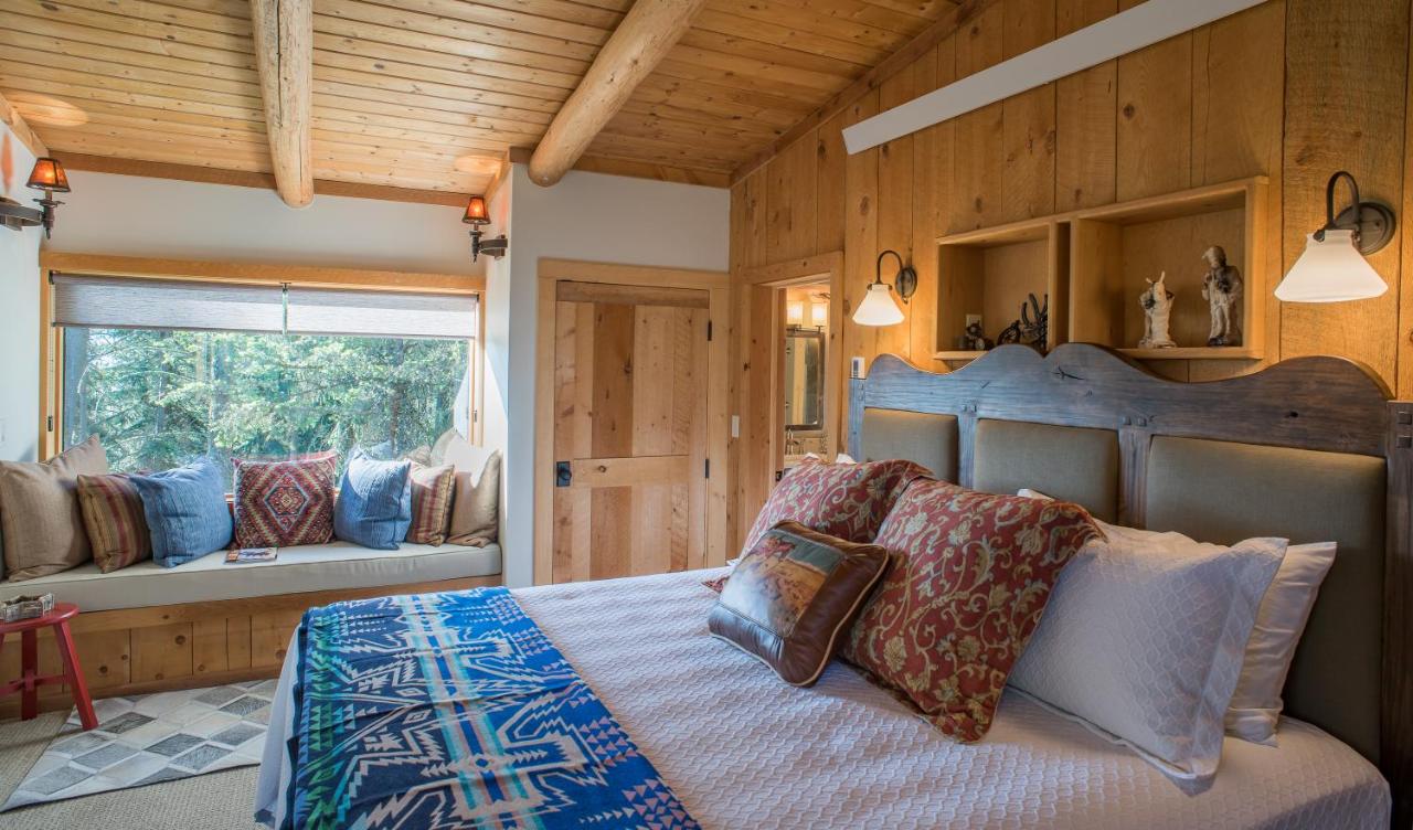 | Jackson Hole Hideout