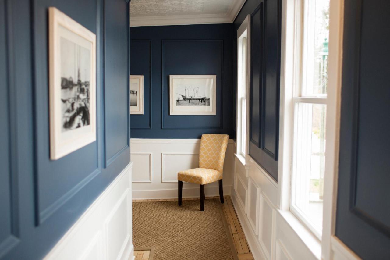  | The Whaler's Inn