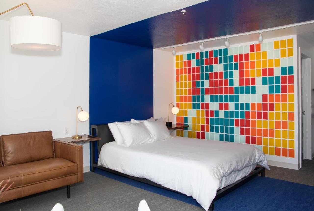  | Skyfall Guestrooms