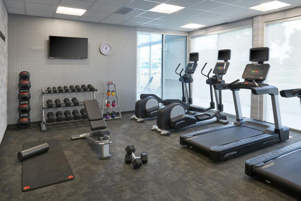 | Fairfield Inn & Suites by Marriott Midland