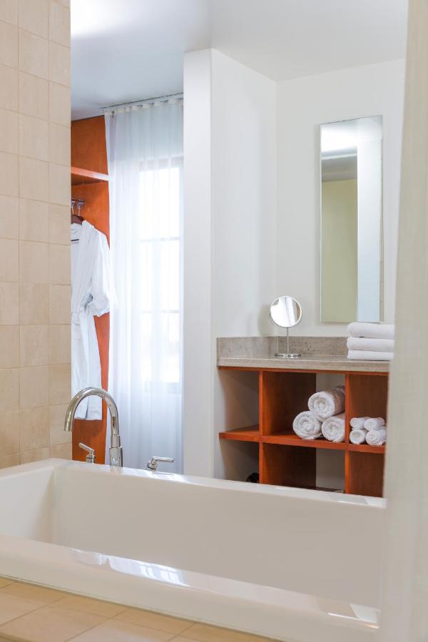 | Hotel Casa 425 + Lounge, A Four Sisters Inn