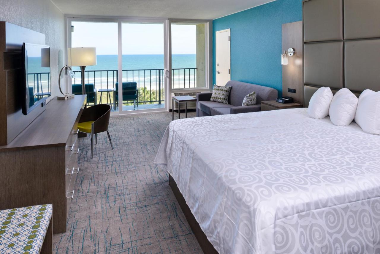 | Cabana Shores Hotel