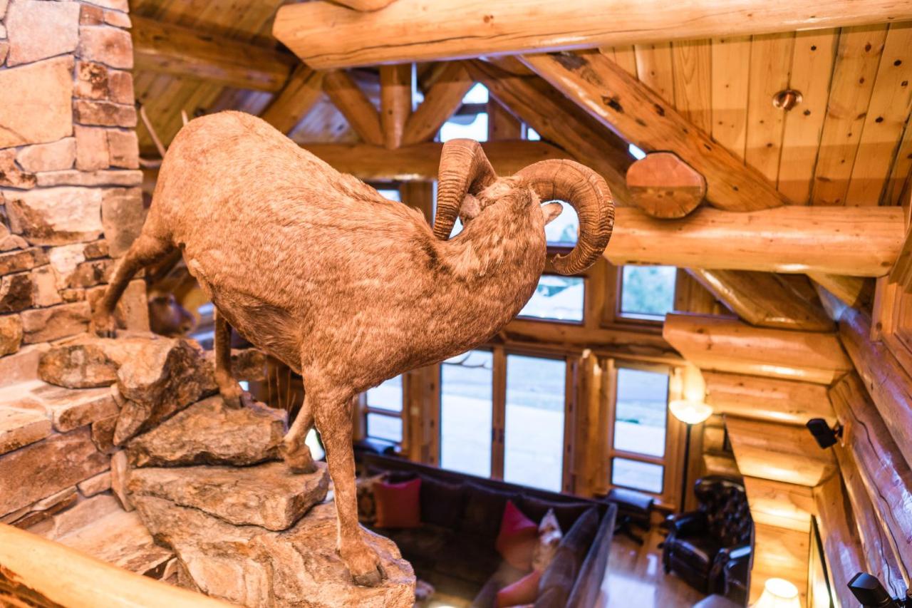 | Coyote Bluff Estate