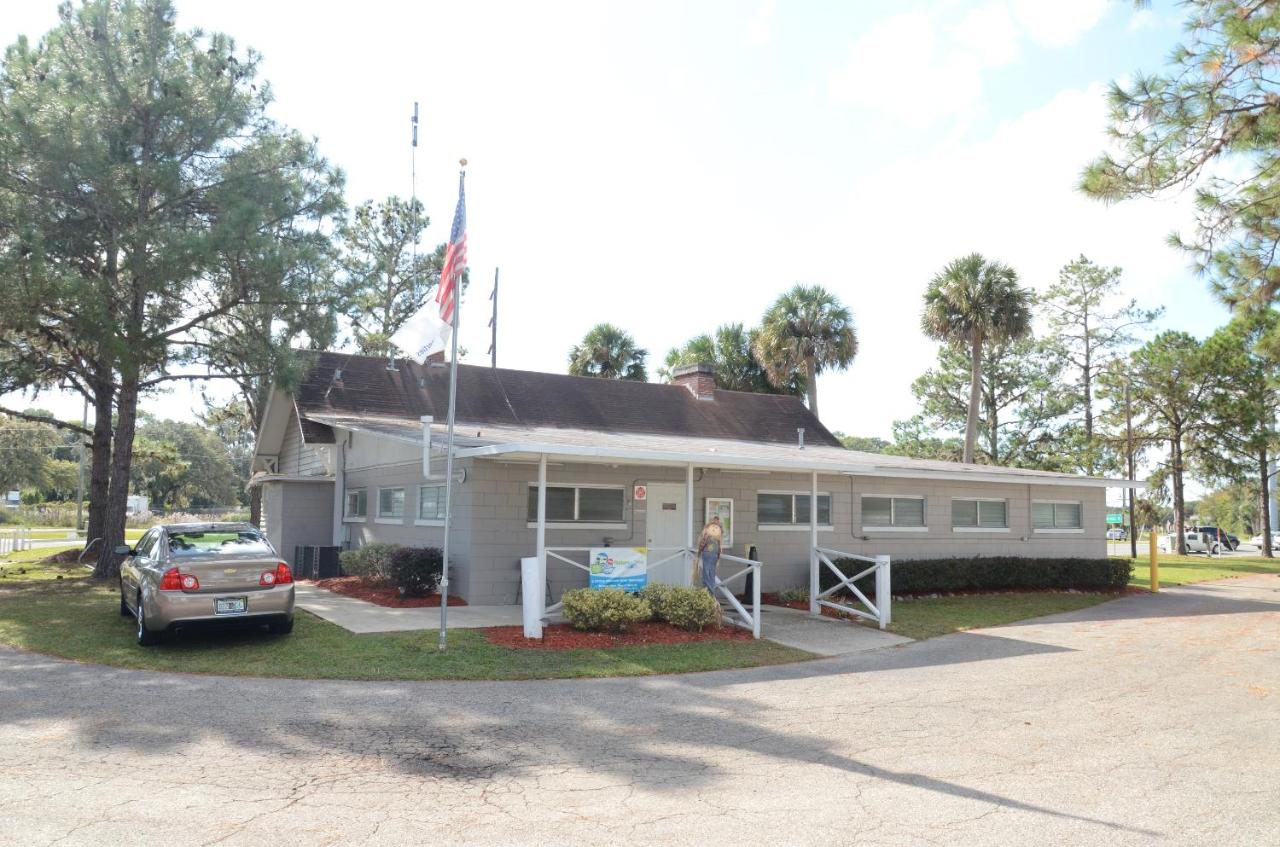 | Southern Palms Park Model 4