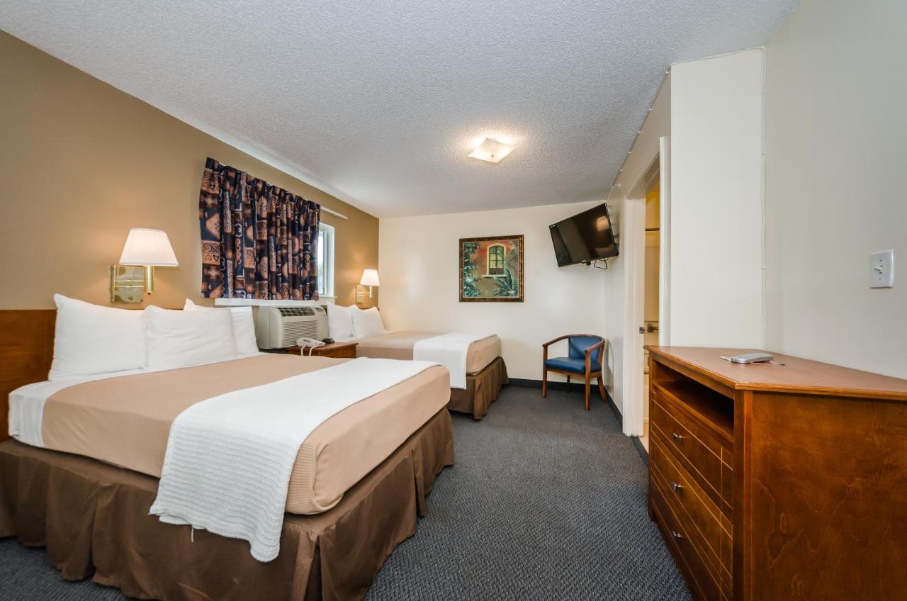 Upgraded Double Smoking, Kitchenette at Tampa Bay Extended Stay Hotel