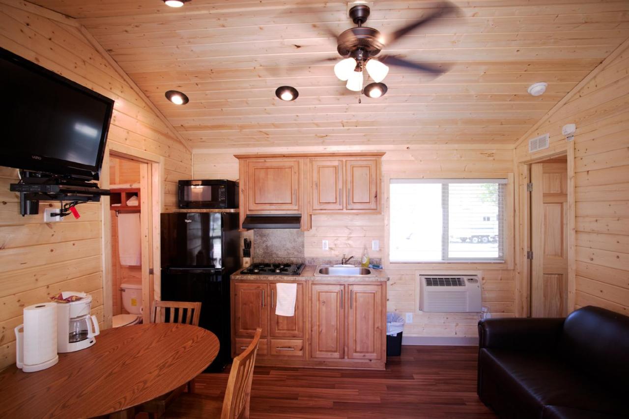 | Soledad Canyon Cottage 2