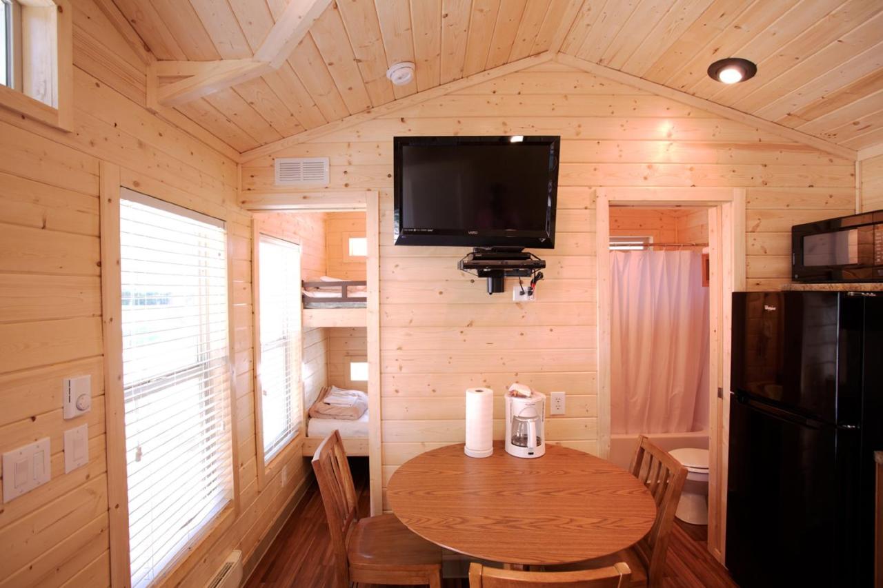| Soledad Canyon Cottage 5