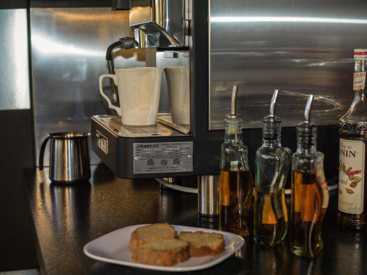  | La Maison Hotel - Adults Only