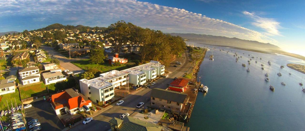  | 456 Embarcadero Inn & Suites
