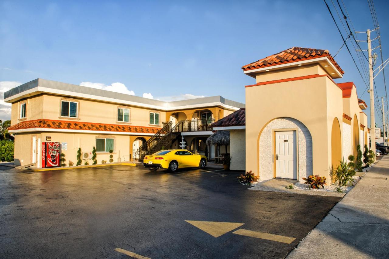 | Bayview Plaza Waterfront Resort